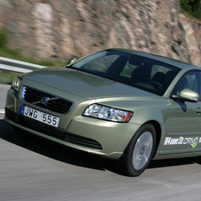 Volvo S40