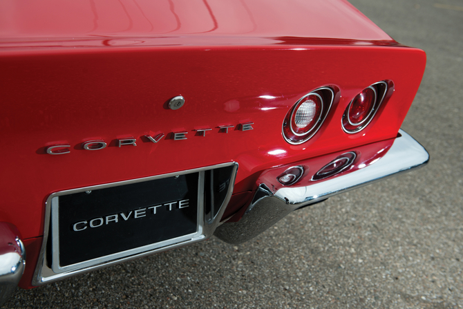 Chevrolet Corvette Stingray LT-1