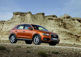 Audi Q3 2.0 TDI 140 S line FWD