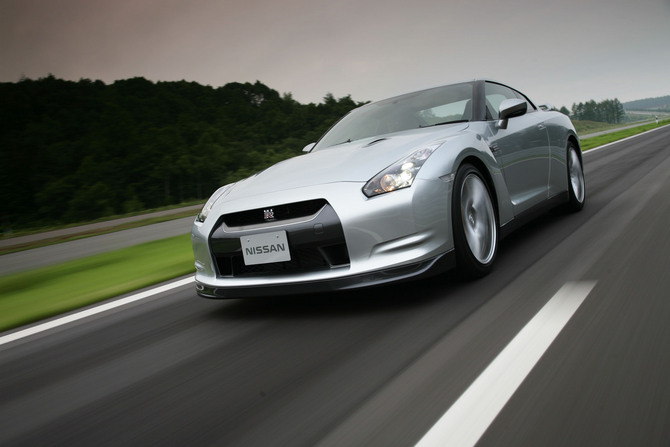 Nissan GT-R Premium edition