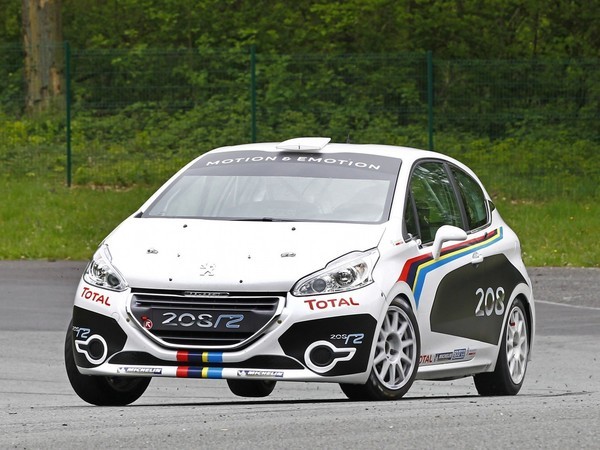 Peugeot 208 R2 : Re-Generation Sportive