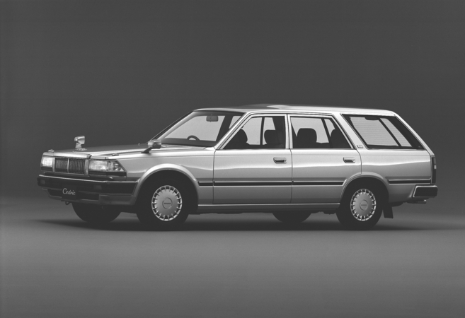 Nissan Cedric Wagon V20E GL