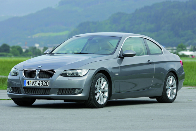 BMW 335i xDrive Coupe (E92)