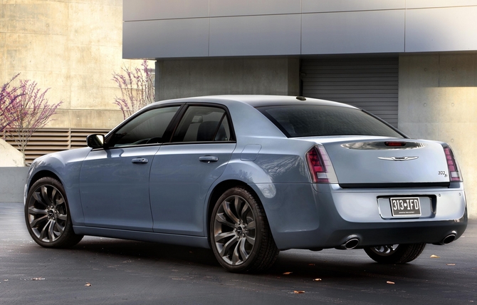 Chrysler 300S