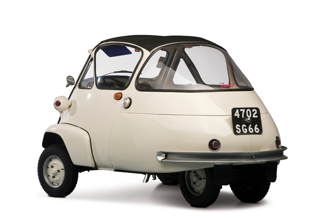 Isetta Velam