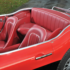 Austin-Healey 100-6 BN 4