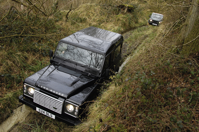 Land Rover Defender 110 2.5 TDi Hard Top