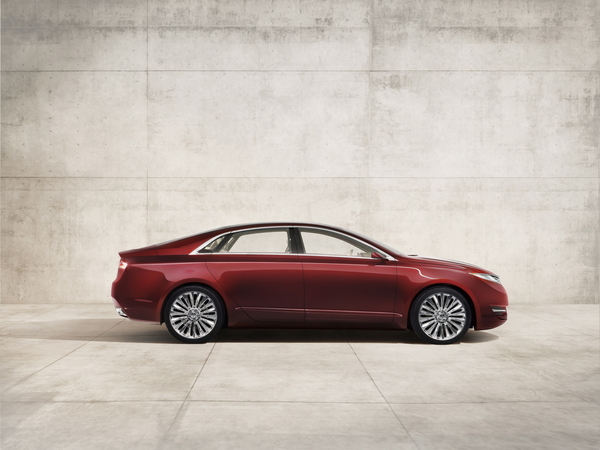 Lincoln MKZ Concept Looks at Lincolns Future