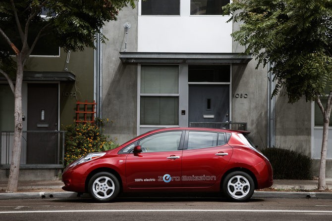 Nissan LEAF SL