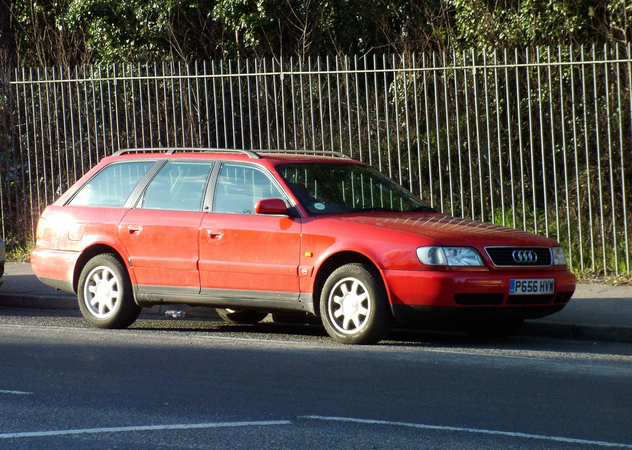 Audi A6 2.6SE Avant