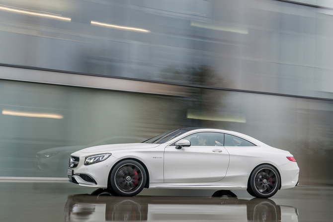 Das neue Mercedes-Benz S 63 AMG Coupé