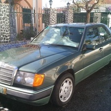 Mercedes-Benz 300 D Turbo