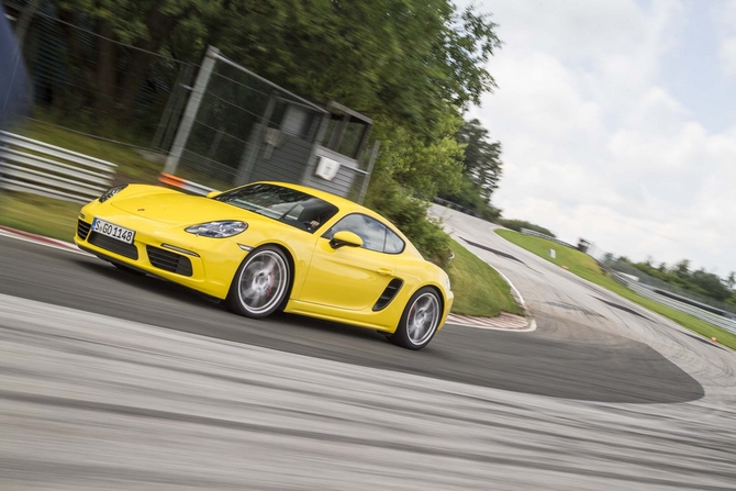 Porsche 718 Cayman S PDK