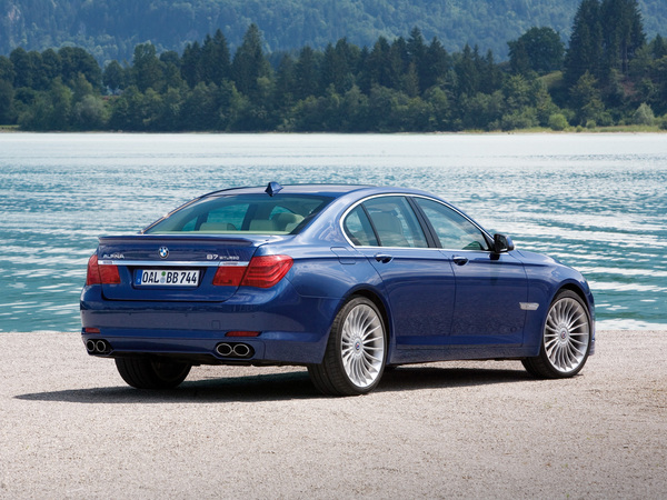 Alpina BMW B7 BITURBO Saloon