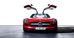 Mercedes-Benz SLS AMG