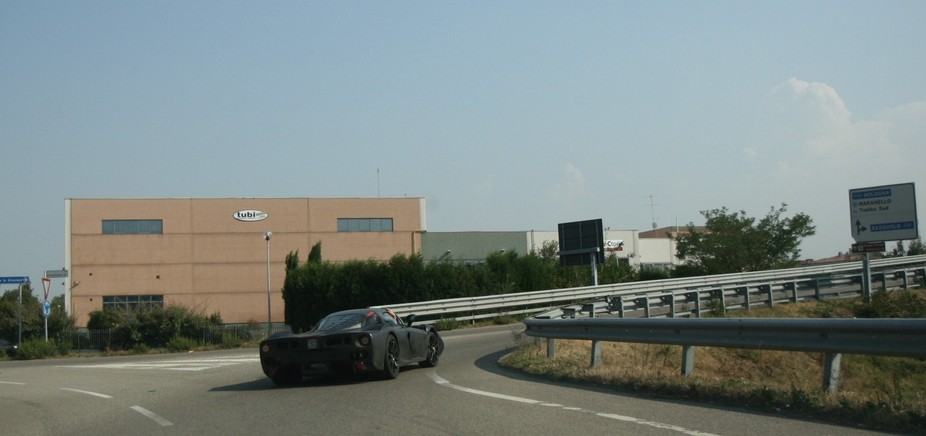 New Ferrari Enzo / F70 spotted in Maranello