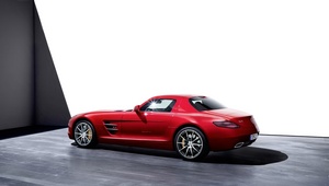 Mercedes-Benz SLS AMG