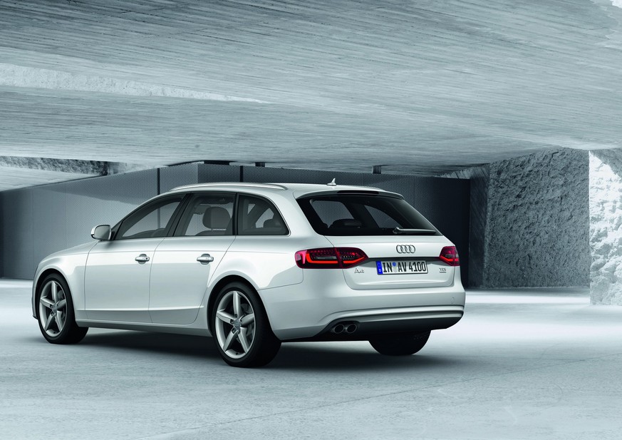 Audi A4 Avant 2.0 TFSI quattro S line