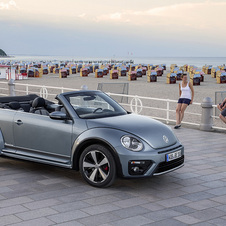 Volkswagen Beetle Cabrio 1.2 TSI Design