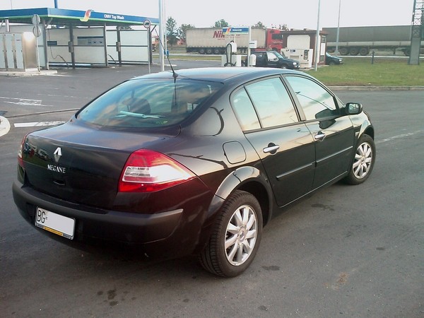 Renault Megane II Sport Saloon 2.0 dCi