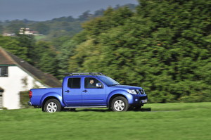 Nissan Navara 2.5 dCi 190hp 4x4 Double Cab SE