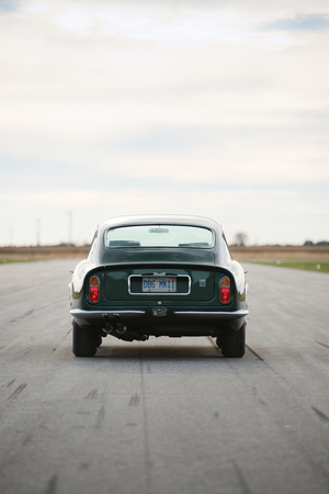 Aston Martin DB6 Vantage Mk II