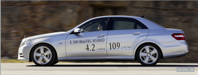 Mercedes E300 Bluetec Hybrid Offer 109g/km Emissions from a Diesel Hybrid