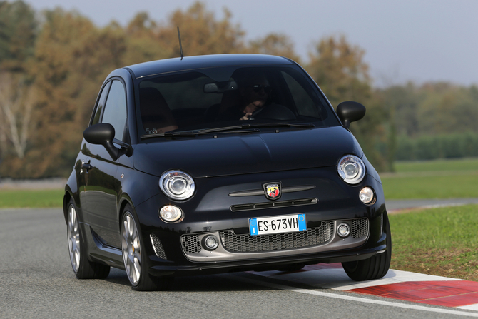 Abarth 500 1.4 16v T-jet Competizione