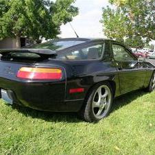 Porsche 928 GT