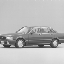 Nissan Gloria Sedan V20 Twincam Turbo Gran Turismo SV