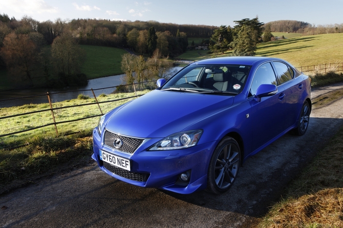 Lexus IS 200d 2.2 SE 