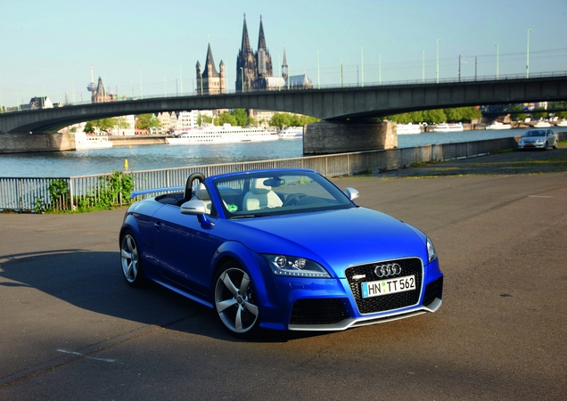 Audi TT RS Roadster 2.5 TFSI quattro S tronic