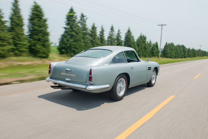 Aston Martin DB4 GT