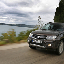 Suzuki Grand Vitara 2.4