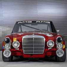 AMG Mercedes-Benz 300 SEL 6.8 AMG