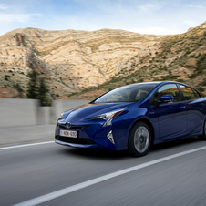 Toyota Prius 1.8 HSD Exclusive