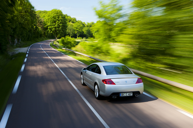 Peugeot 407 Coupé HDi FAP Platinum