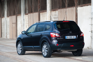 Nissan Qashqai+2 2.0 4x2 Acenta (10)