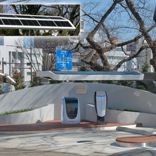 The solar-powered hydrogen station