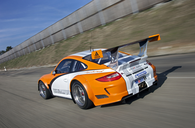 Porsche 911 GT3 R Hybrid