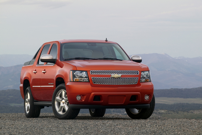 Chevrolet Avalanche LT 2WD