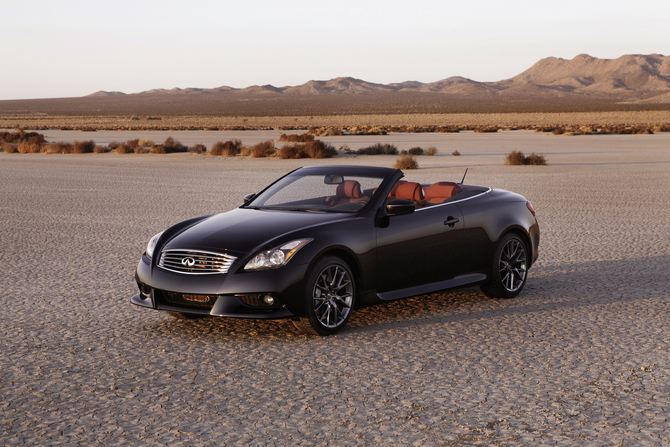 Infiniti IPL G Convertible Adds 343hp of Open-Top Cruising to Infiniti Line