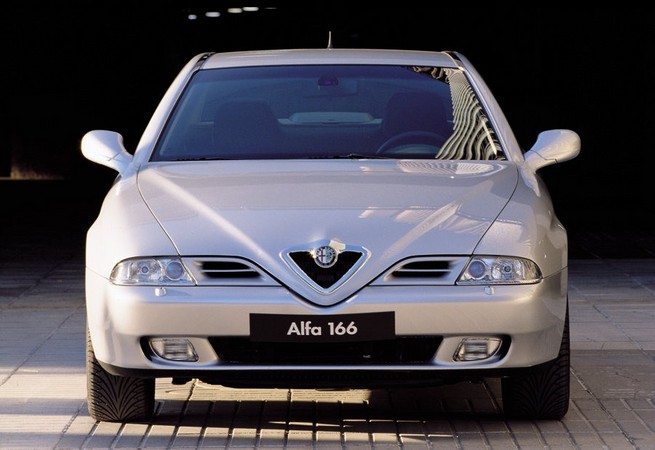 Alfa Romeo 166 JTD M-JET 20V TI