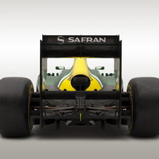 Caterham CT03