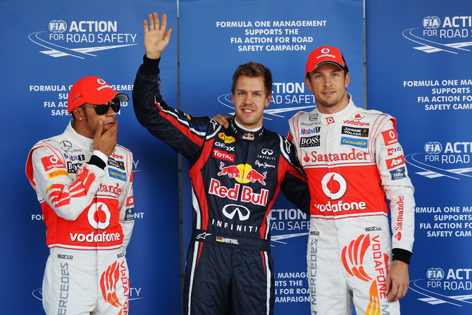 Vettel takes pole and closes on title