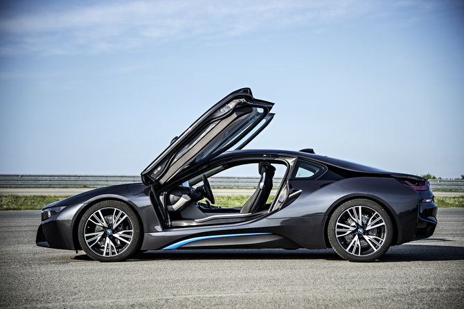 Der BMW i8