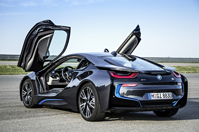 Der BMW i8