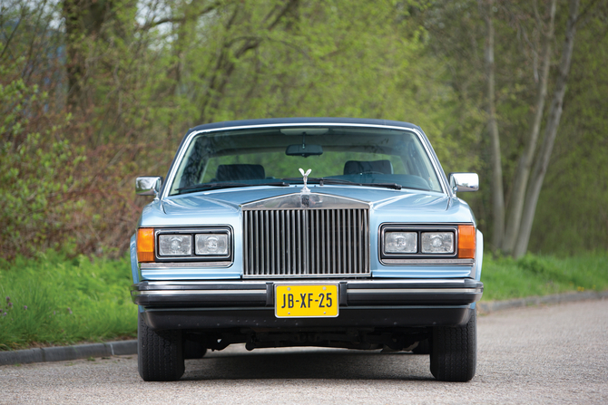 Rolls-Royce Silver Spur