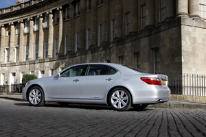 Lexus LS 600h High