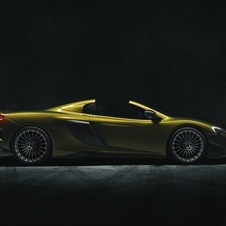 The new Spider is equipped with the same V8 twin-turbocharged 3.8-liter of Coupé with 675hp and 700Nm of torque